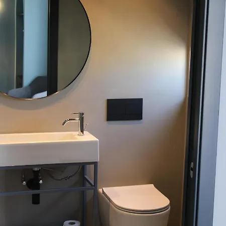 Victoria By Petit Chic ベッド・アンド・ブレックファスト 4*