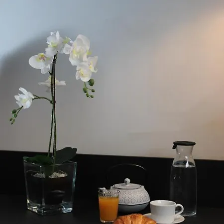 Victoria By Petit Chic Bed & Breakfast