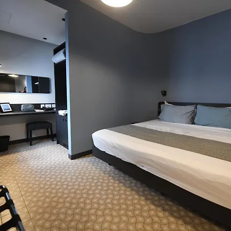 Victoria By Petit Chic 4* メーリッハ