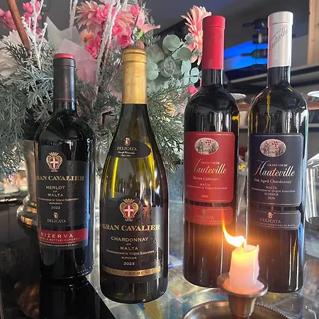 Victoria By Petit Chic