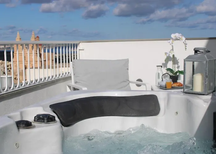 Victoria By Petit Chic Bed & Breakfast