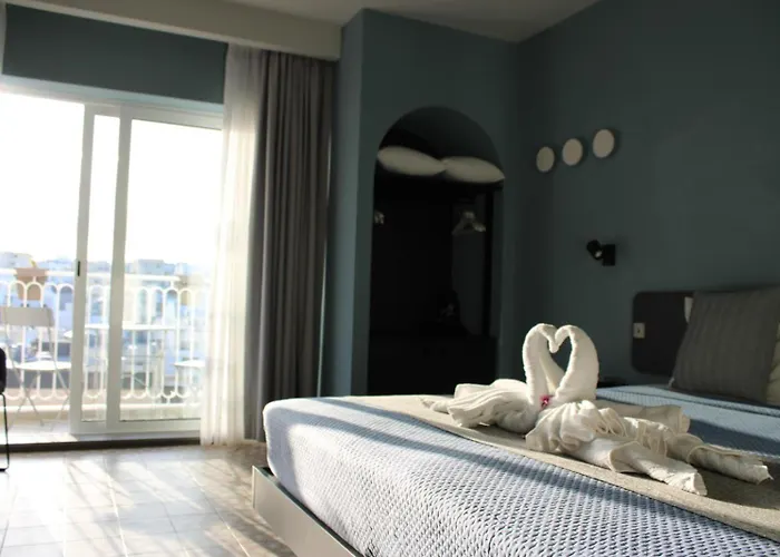 Bed & Breakfast Victoria By Petit Chic