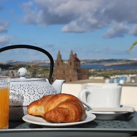 Victoria By Petit Chic Bed & Breakfast *