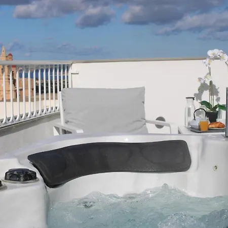 Victoria By Petit Chic Bed & Breakfast