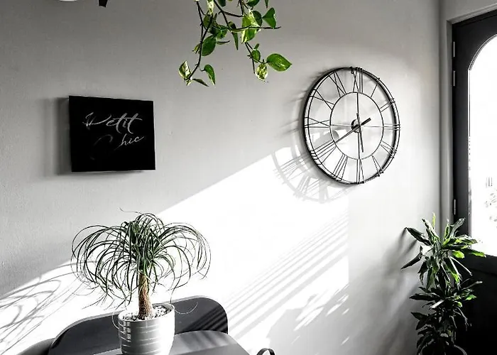 Victoria By Petit Chic Frühstückspension Mellieħa